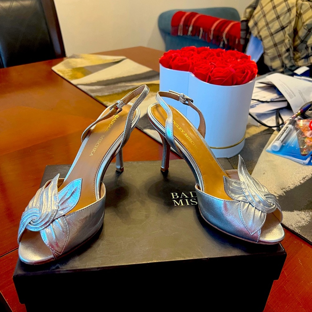 Badgley Mischka Slingback Sandals